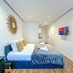 Urbanflat 206 - Beautiful Studio In The Center Of Paris